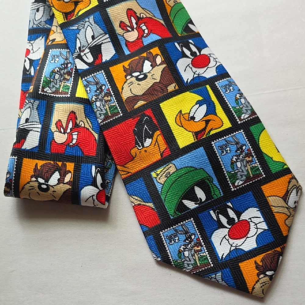 Vintage Warner Bros. Looney Tunes Stamp Collection Tie